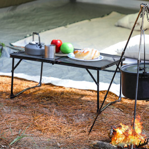 【耐熱メッシュテーブル】 アウトドアテーブル コンパクト収納 耐荷重30㎏ 耐熱 ダッチオーブン可 持ち運び便利 キャンプ アウトドア