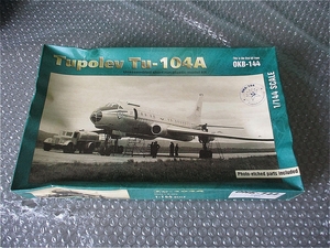 プラモデル 1/144 ツポレフ Tu-104A Tupolev Tu-104A 未組み立て 昔のプラモ 海外のプラモ
