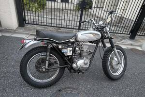 トライアンフ　TR25W　貴重　1969年～1971年モデル　Giuliari　ジュリアーリ　SR400 最終値下げ ゴールデンウィークのみ価格