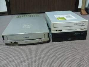 名作CD-RWドライブ三台！　PLEXTOR　PlexWriter Premium Premium2　YAMAHA CRW-F1UX　プレクスタープレミアム　ヤマハ