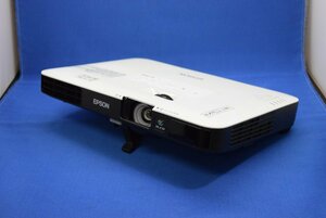 【ランプ時間 297H/送料無料/通電 起動 投影 OK/ジャンク】EPSON プロジェクター EB-1780W 底面破損 S02103