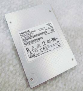 【中古パーツ】2.5 SATA SSD 60GB 1台 正常 TOSHIBA THNSNJ060GCSU ■SSD2281
