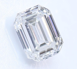 【１００円～】0.344ct 天然ダイヤ Ｄカラー（ナチュラルカラー）ＳＩ１　ＥＭカット 