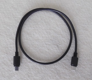 USBケーブル Type-C⇔不明 ケーブルの長さ約50センチ【ジャンク】