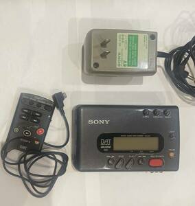 SONY TCD-D7 Digital Audio Tape Recorder 　ACアダプタと専用リモコン付き 【ジャンク品】送料込み