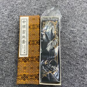 05140 (未使用) 換鵞 133g 五石漆烟 中国書画墨　上海墨廠出品　箱あり　中国　墨 書道 古墨　唐墨 文房四宝