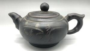 【吉】仏教聖品 宜興紫砂 烏泥 朱泥 急須 茶壺 在銘 中国古玩 煎茶j321