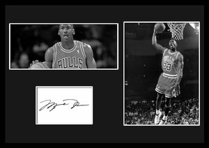 NBA!バスケ/Michael Jordan/マイケル・ジョーダン /サインプリント&証明書付きフレーム/BW/モノクロ/ディスプレイ (11-3W)