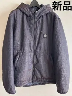 新品 未使用 STONE ISLAND プリマロフト 中綿 ダウン シアサッカー