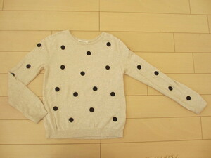 ★USED！H＆M　ドット柄　薄手長袖カットソー　130/140㎝★