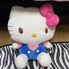 Hello Kitty ギガジャンボ　ブルー×ピンクふんわりカラーぬいぐるみ