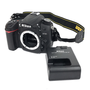 Nikon D7000 デジタル一眼レフカメラ ボディ 光学機器 付属品あり
