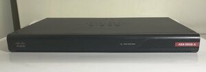 【埼玉発】【CISCO】 ASA5500シリーズアプライアンス　ASA5508 v05　★起動確認、初期化済★　(9-4058)