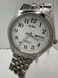 【SEIKO 】稼動品 クォーツ 腕時計 電池交換済み 中古品　わけあり　96-5