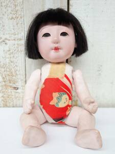 伝統工芸　工芸美術　時代 ＊古い市松人形　日本人形　童子人形　赤子人形　着せ替え人形　Japanese Doll ＊ヴィンテージ 　アンティーク