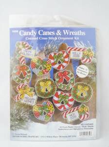Design Works クロスステッチ　オーナメントキット　Candy Cane & Wreaths
