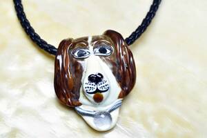 ガラス工芸家の創作した一点物のガラスのアクセサリー。犬　DOG トンボ玉 Y2555-476 glass accessory BEADS 蜻蛉玉　ペンダントトップ
