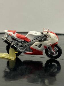 絶版名車ミニチュアバイクコレクション　YAMAHA YZF-R1