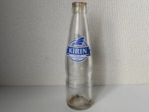 AR-329. レア KIRIN キリン オレンジ 瓶 200ml 昭和レトロ ビン キリンレモン 当時物 ジュース 空瓶 空ビン インテリア
