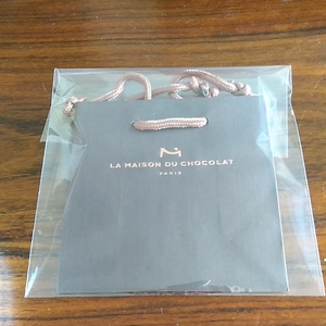 ラ　メゾン　ド　ショコラ 手提げ袋　ミニ　ショッパー　茶色　紙袋　ショコラティエ　チョコレート