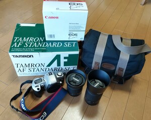 【セットでお安くどうぞ】Canon NEW EOS Kiss ＆ TAMRON AF STANDARD SET（ズームレンズ2本、バッグ） キャノン
