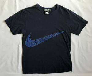 COMME des GARCONS HOMME DEUX コムデギャルソン オム ドゥ×NIKEナイキ　プリントTシャツ　S