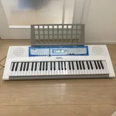 YAMAHA 電子キーボード　EZ-J200 完動品　美品です　いい音です