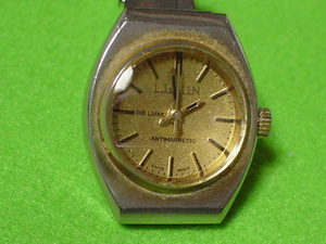 アンティーク　手巻き式　LIGUN　女性用腕時計　ゴールド