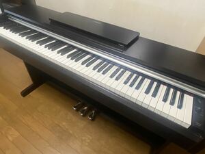ピアノ 電子ピアノ 奈良 奈良県内送料無料YAMAHA ヤマハ ARIUS YDP-142R 88鍵盤 美品 椅子付き
