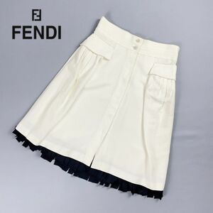 美品 FENDI フェンディ 裾フリンジ 立体刺繍 フロントボタンフレアスカート 膝丈 裏地あり 白 ホワイト サイズ42*OC307