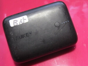 ジャンク モバイルバッテリ　aukey　pb-n83s　10000mAh 37wh 黒　b１5