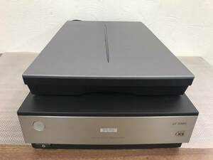 13755/ 美品 EPSON/エプソン A4対応フラットベッドスキャナー GT-X980 スキャン 動作未確認 本体のみ アダプター欠品の為ジャンク扱い