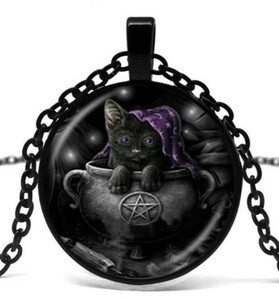 【同梱700円/新品/送料無料/国内発送】ペンダント　神秘　猫魔術