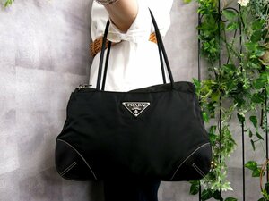 ●美品●PRADA プラダ●三角ロゴプレート●ポコノ ナイロン カーフ レザー 本革●セミ ショルダー バッグ●黒●SV金具●肩掛け●Js46018