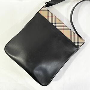 【美品】 正規品 バーバリー BURBERRY LONDON ショルダーバッグ ポシェット ノバチェック ベージュ レザー 革 黒 ブラック 肩掛け 斜め掛け