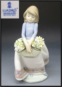 [ZEROnet]※リヤドロ 花を持つ少女 五月の花 お花 フィギュリン 陶器人形 置物 高さ：約8cm LLADRO※N63-06