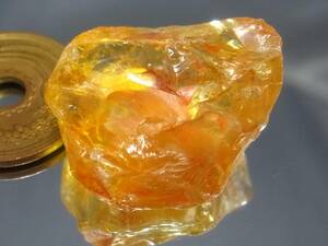 61.25ct 新品・非加熱未処理・大粒サイズ・天然オレンジシトリン原石 ブラジル産