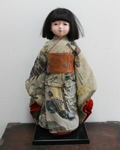 春幸作 工房 朋 とても状態の良いかわいい古い女の子の市松人形 日本人形 縮緬 約50ｃｍ ｎ808