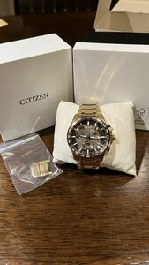 稼働品CITIZEN 腕時計 E660-S120900 メンズ ソーラー 電波時計 ブラウン系文字盤 ECO-DRIVE エコドライブ