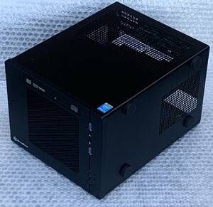 【中古/一部不良等】SilverStone SST-SG05BB-Lite 450W SFX電源 Mini-ITX対応 キューブ型ケース / DVDドライブ・ケースファン故障等