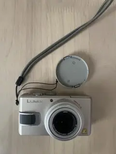 【ジャンク】Panasonic　デジタルカメラ　LUMIX 　DMC-LX1