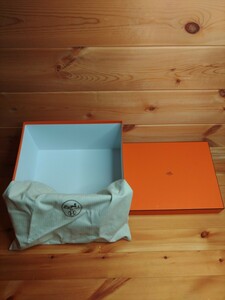 HERMES　空き箱　化粧箱　BOX 30.5×38×22cm 布製袋付属　エルメス