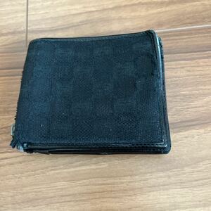 【H】GUCCI グッチ 折財布 黒 ジャンク品