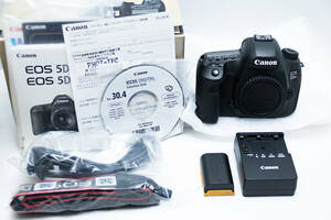 Canon EOS 5DsR ボディ(箱などすべて揃ってます)+プレート カード 予備バッテリー バッテリーグリップ付