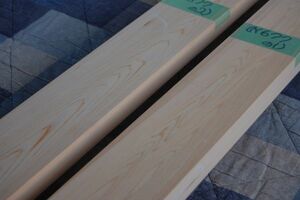 木曽桧（天然材） ヒノキ 2本で8500円 大幅値下げ 角材 材木 木材 新品