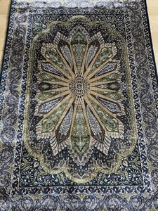 百貨店展示品　Negin Mashhad Helel工房　シルク100％ 最高峰225万ノット　イラン産　手織り 高級ペルシャ絨毯 101×152cm　#1