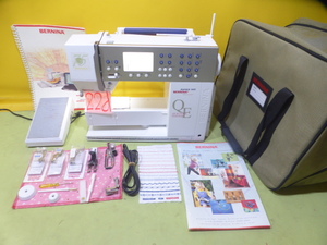 ●美品●BERNINA ベルニナ aurora 440 QE コンピューターミシン　●23-d