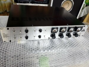 BEHRINGER マイクプリアンプ TUBE