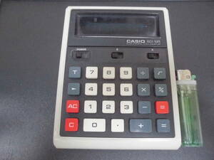 ★昭和レトロ★1975年頃購入★CASIO 「カシオ電卓　801-MR 」卓上計算機　ジャンク　電子計算機（手前棚１段保管）
