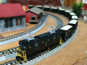 ワールド工芸　秩父鉄道 デキ201 黒/ゼブラ完成品＆マイクロエース　A2086　石灰石輸送貨車ヲキ100・ヲキフ100　10両セット　点検済み美品